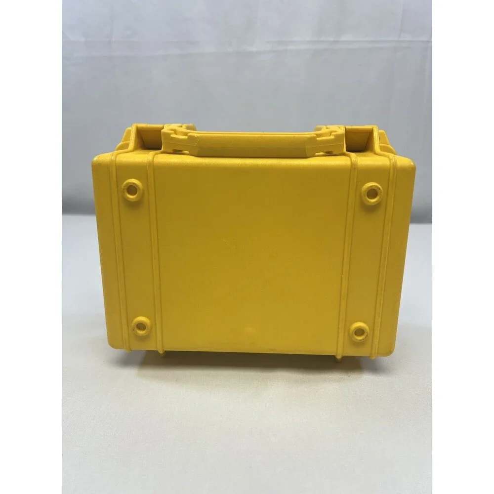 Pelican 1120 Case w/ Half Foam (Yellow)
